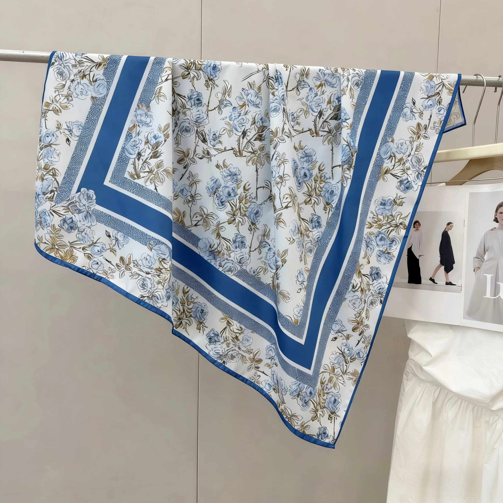 

Summer light colored flowers, sunscreen, high-purity 100% silk, women's fashionable scarf, shawl