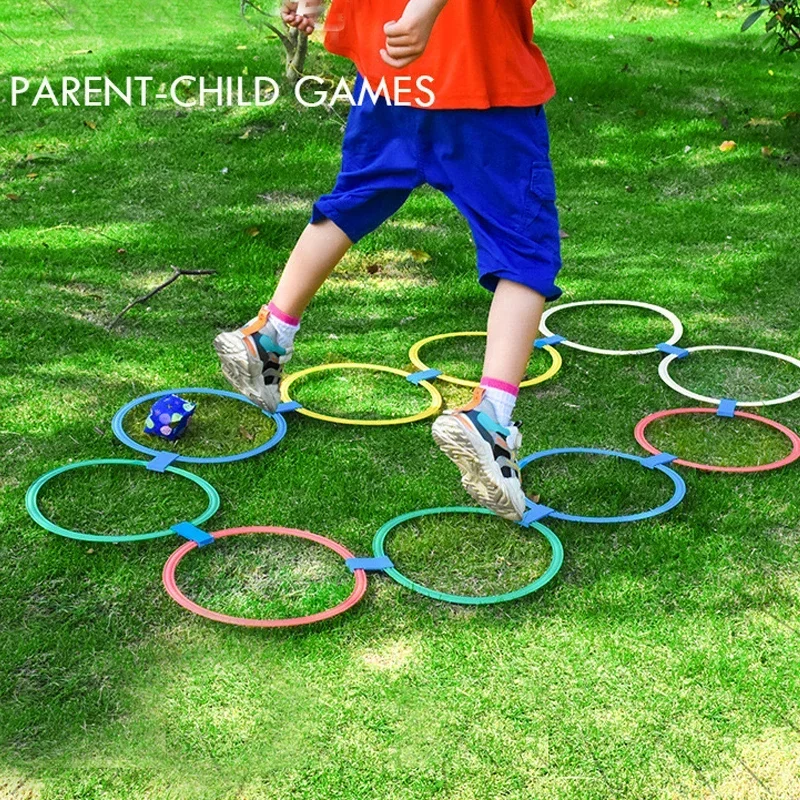 Nuovi bambini all'aperto Divertenti addestramento fisico Giocattoli sportivi Reticolo Anello di salto Set Gioco 10 cerchi 10 connettori per Park Play Ragazzi Ragazze