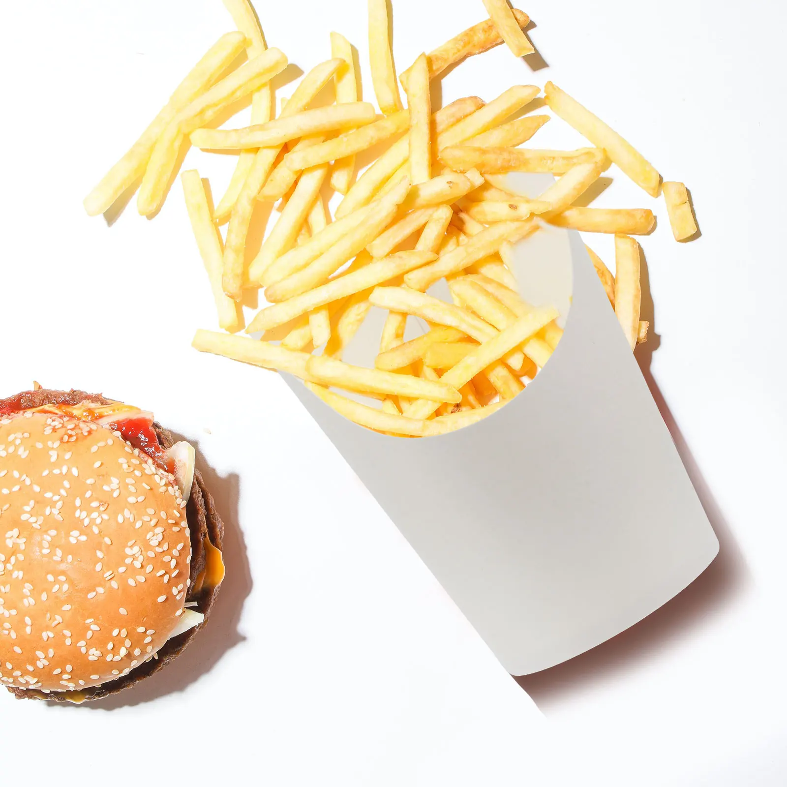 

50pcs Diagonal French Fries Cup Paper Fry Cups Holder Food Portable Disposable Snack Small Containers Charcuterie Boxes Storage