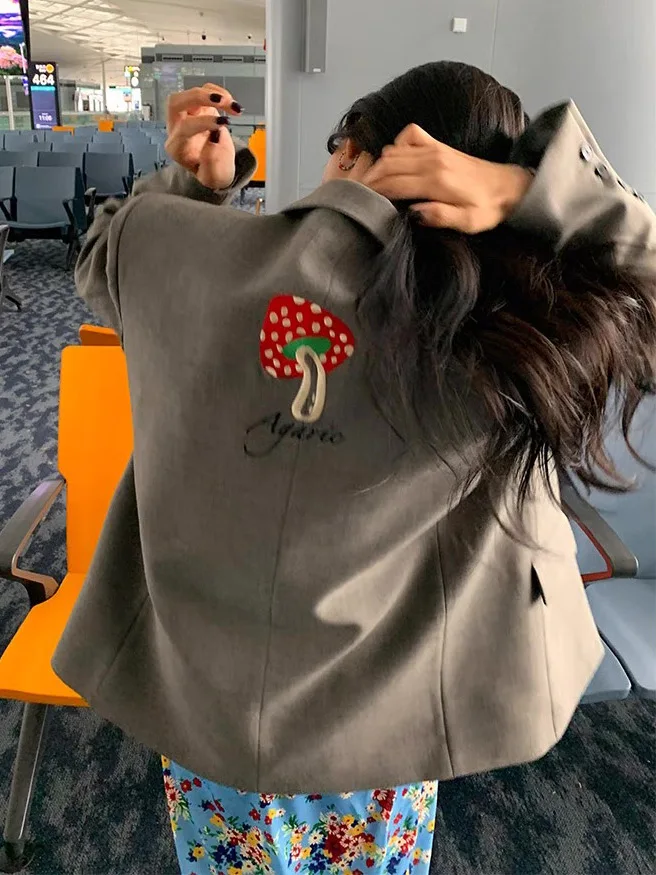 

Женский костюм с вышивкой клубничным узором, утепленный, с длинными рукавами, повседневный, для работы, в стиле Dongda Gate, маленький размер