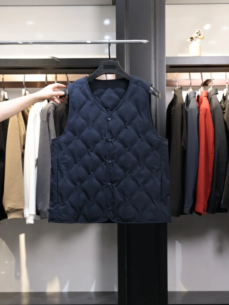 

Свободный унисекс-жилет в корейском стиле из шерсти с наплечниками, повседневный, осенне-зимний, модный, свободного кроя, для бизнеса и отдыха...