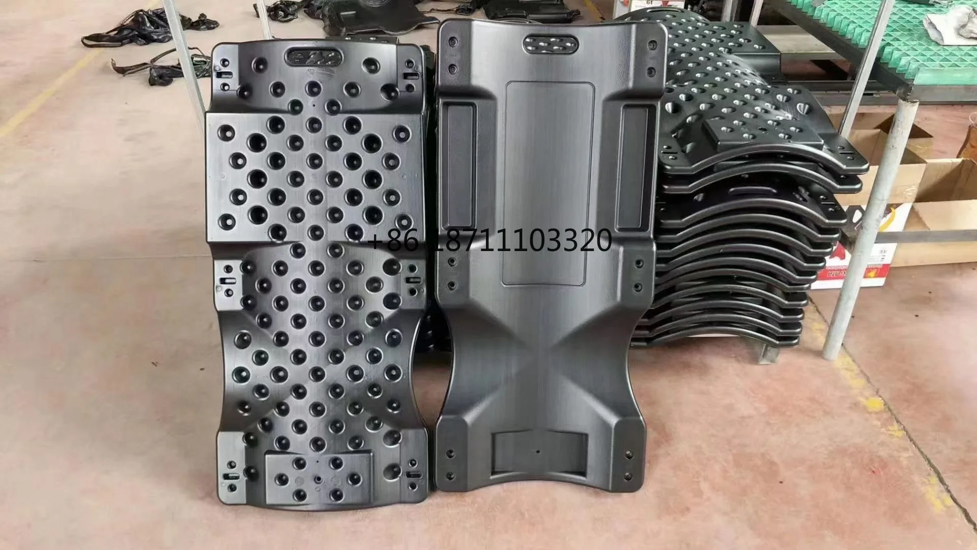 Vassoi per attrezzi imbottiti per poggiatesta per garage per auto con creeper meccanico di rotolamento in plastica a 6 ruote