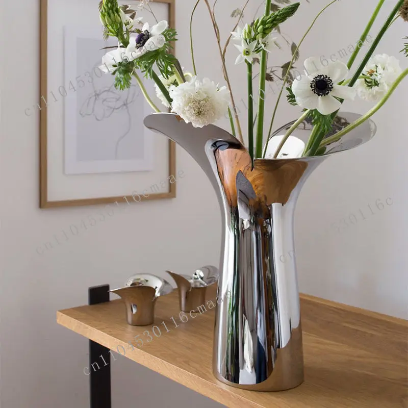 Brand New Silver Petal Fish Tail Stainless Steel Vase, Decorative Flower Arrangement for Living Room, Candle Holder