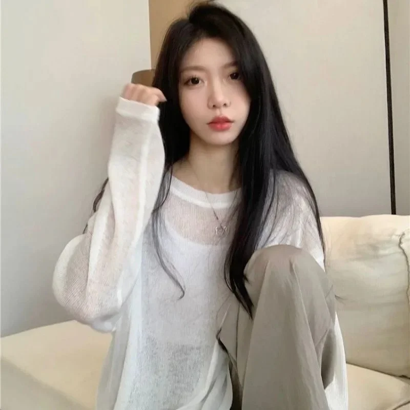 Women's White Knitted Cover Up Beach Vacation Lightweight Loose Sun Protection Top Long Sleeve Casual Style T-Shirt for Women