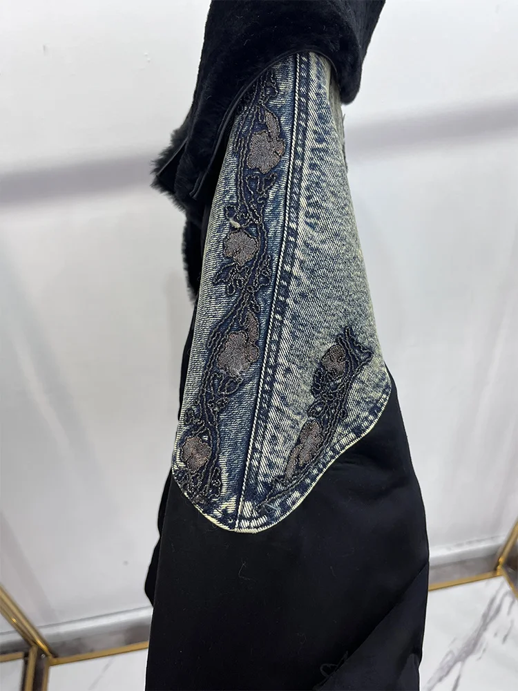 شتاء 2025 النساء أسفل معاطف ميرينو الأغنام الفراء طوق فضفاض عادية أوزة أسفل الإناث أسفل سترة التطريز سترة منفوخة