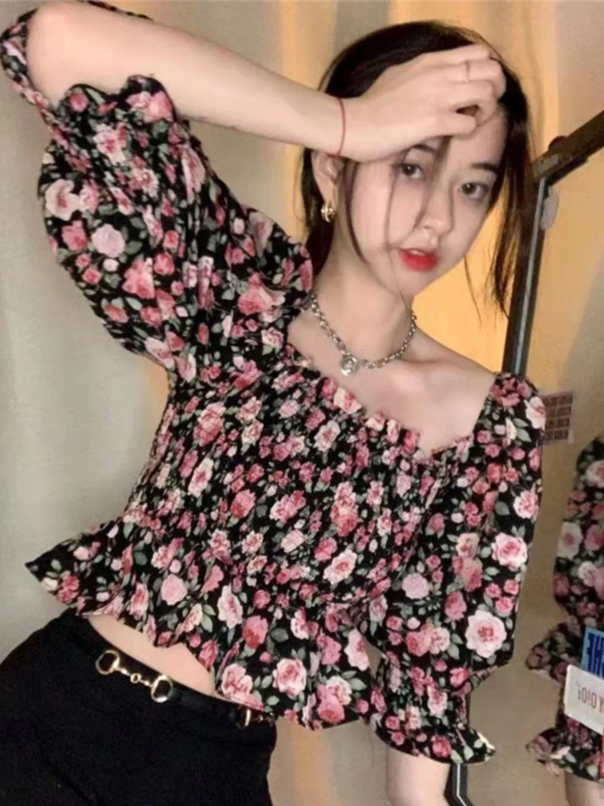 

Summer 2024 New Korean Sle Slim Fit Floral Print Square Collar ort Sve ort Length Chiffon Top Women's Faion