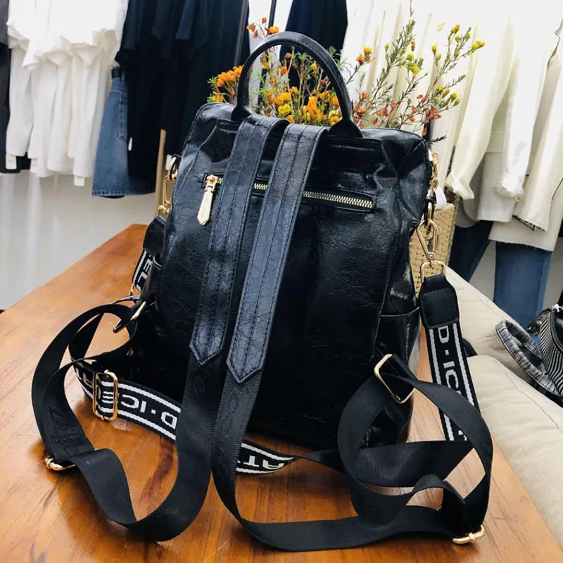 Female Quality Vegan Leather Backpack Large Capacity Shoulder Bag Women Fashion Diamond Travel Backpack Casual Big Daily Daypack