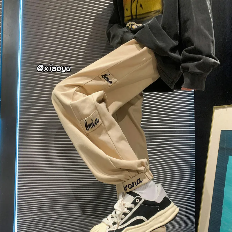 

Trendy Men's Casual Pants Spring Autumn American Retro Street Sle Sports Trousers Magic Tape Loose Fit Straight Leg Jeans