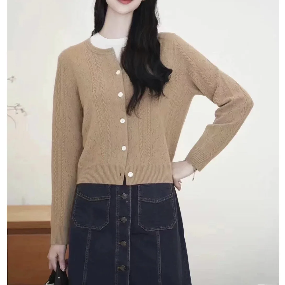 

Women's crew neck knitted cardigan autumn short thin sweater stacked jacket [063]