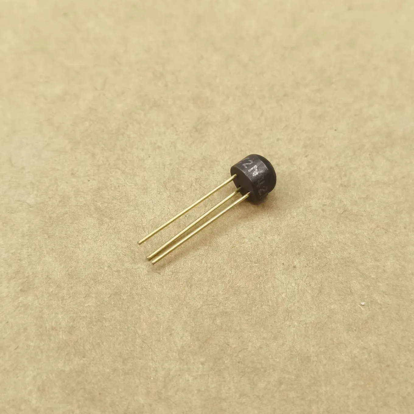 Original neuer 100% 2N4275 2N4250 Importtransistor (Induktor) – Detail 1