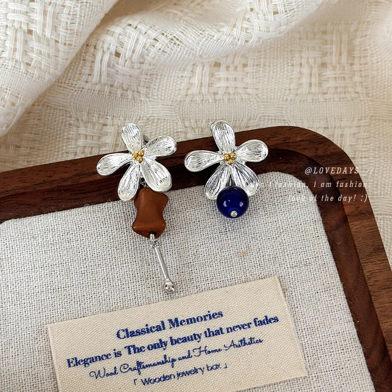 Earrings Vintage Silver Flower Colorful Bead Five Petal Dangle Artistic Forest Niche Asymmetric Women Lightweight Alloy
