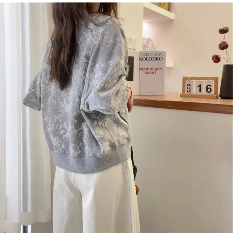 เสื้อฮู้ดผู้หญิงทรงหลวม สไตล์แฟชั่น ปกปิดหุ่น ใส่ได้หลายโอกาส สำหรับฤดูใบไม้ผลิและฤดูใบไม้ร่วง ไซส์ใหญ่พิเศษ รุ่น Ele Snowflake round Ne Long Sve