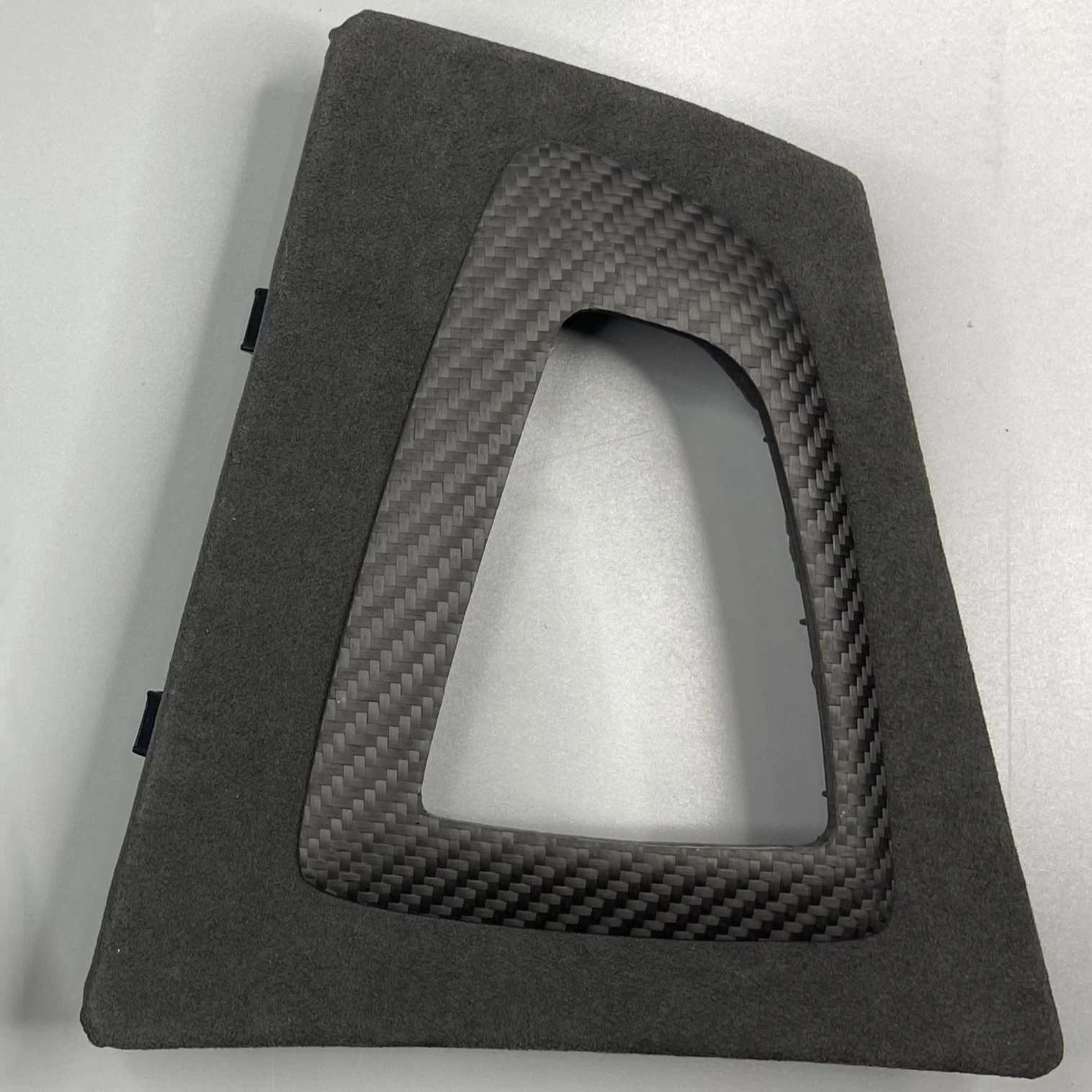 Dry Carbon Base