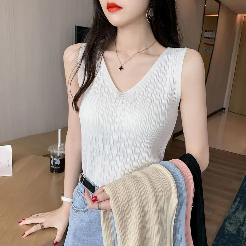 

Новый летний винтажный вязаный однотонный корейский стильный топ без рукавов, эластичный базовый камзол, сексуальный жилет, женские классические наряды D150