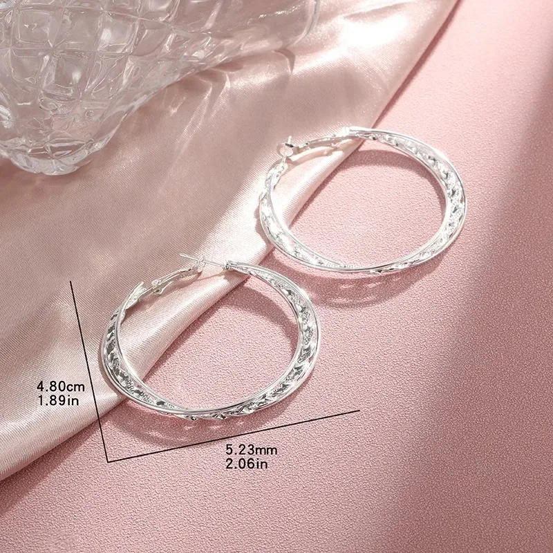 أقراط دائرية كبيرة للنساء والفتيات ، لون فضي ، بسيط ، زفاف ، خطوبة ، هدايا مجوهرات ، فاخرة ، جديدة ، موضة