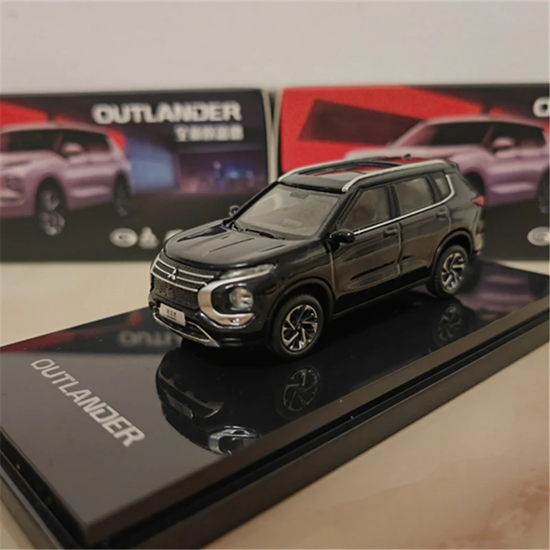 1/64 Mitsubishis Outlander SUV Alloy Car Model Diecasts Metal Vehicles Car Model Simulation Miniature Scale Childrens Toys Gift