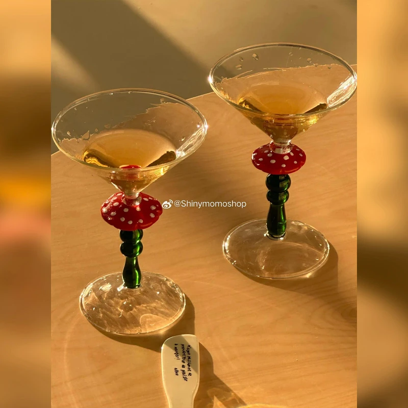 

Cute Glass Mushroom Wine Glass, INS Holiday Gift, Creative New Year Mushroom Cup, Christmas Cocktail Drinkware