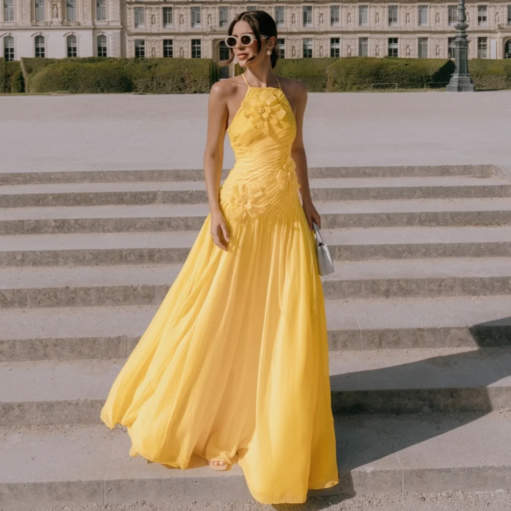 

Customized Fashion Formal Chiffon Handmade Flower Beading A-line Halter Long Dresses Bespoke Occasion Dresses Modern Style Sexy