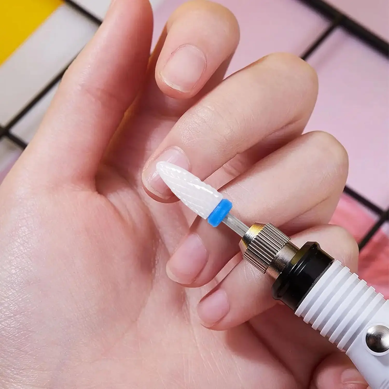 19pcs 네일 드릴 비트 키트 네일 클리너 비트 볼 모양의 비트 불꽃 비트 브러시 세라믹 네일 파일 비트 네일 올인원 세트