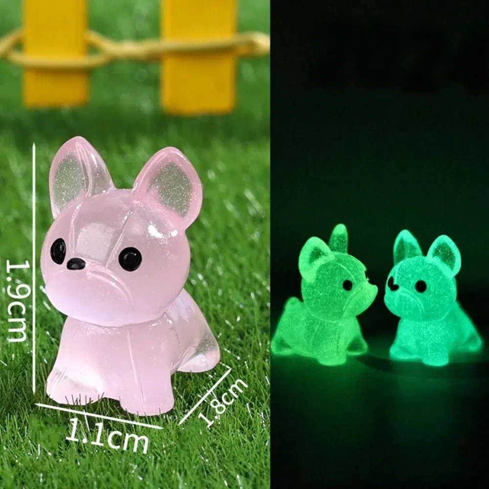 DIY Mini fluorescencyjne akcesoria do dekoracji psów mikro ozdoby krajobrazowe miniaturowa figurka psa świecąca w ciemności