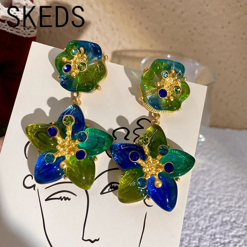 SKEDS Luxury Gradient Star Dazzle Rhinestone Pendant Drop Earrings Jewelry For Women Girls Fashion Vintage Ear Rings Ear Clip