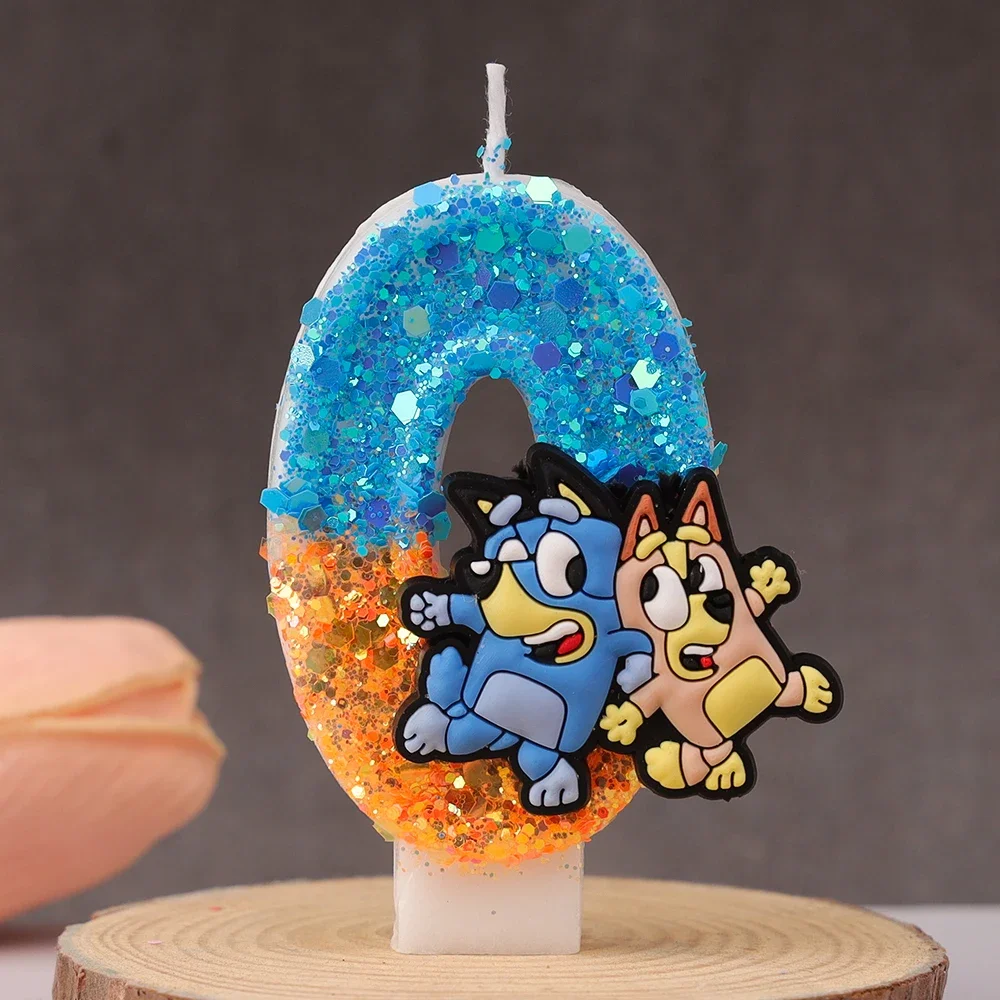NIEUWE 0-9 Nummer Blauw Bingo Anime Kaars Leuke 3D Stripfiguur Party Cake Plug-in Verjaardagstaart decoratie Gift 2025