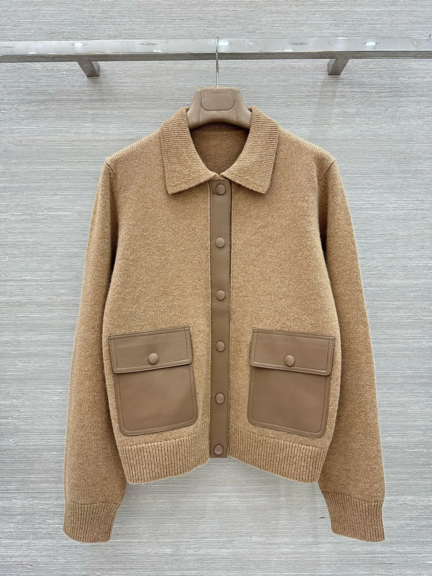 Women Relaxed Cashmere Jacket, Sheepskin Patch Pockets, 100% Cashmere Body, Soft Thick Fabric, Luxury Design