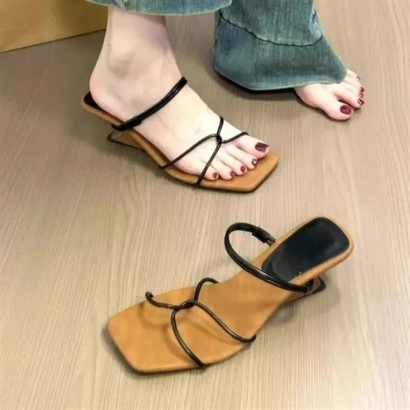 Gladiator Gold Narrow Band Slippers Women Summer Cross Strap Square Toe Slip On Sandals Silver Novelty Strange Heel Shoes