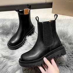 2024 New Women Walking Designer Casual Outdoor Square Heel Boots Women Slip on Retro Platform Motorcycle Boots Shoes for Women