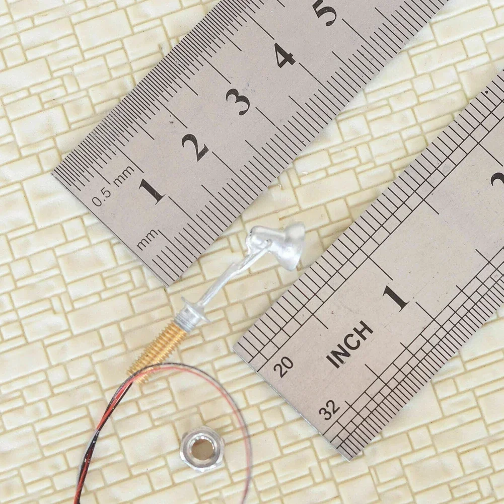 5Pcs HO 규모 LED 스포트라이트 모델 라이트 라이트 프로젝터 가로등 포스트 조명 건물 페인트 라이트 하우스 정원 장식