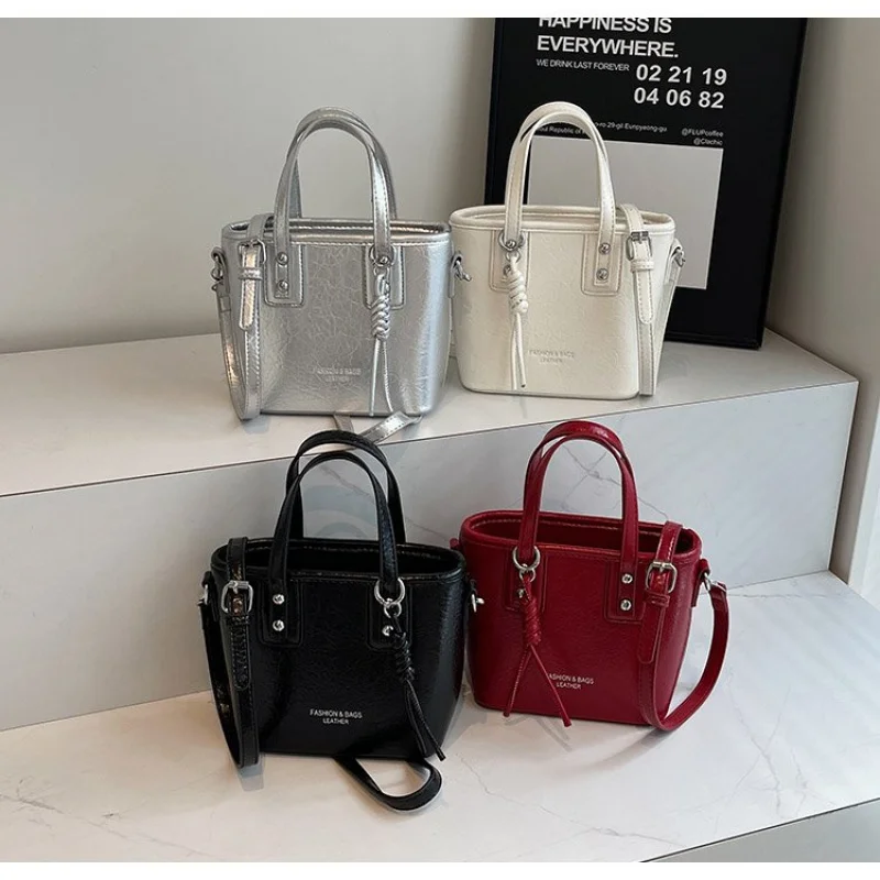 

High-End Women's Crossbody-Bag Made Of Premium Leather Boasting Paris Casual Elegant Vintage Spacious Daily Look​