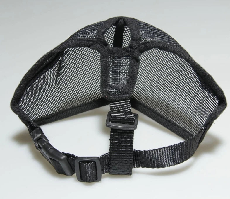 The Mesh Dog Breathable Cover to Prevent Barking Bite to Prevent Accidental Eating Mouth Cover