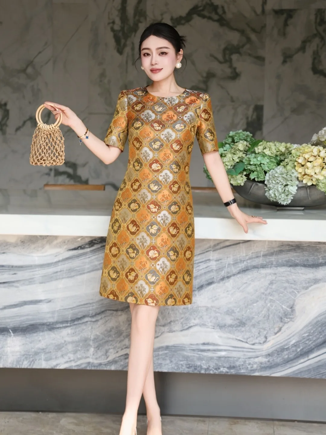 

High Quality Summer New Fashionable Heavy Work National Style Floral Embroidery Slimming A-Line Dress by Nanyou
