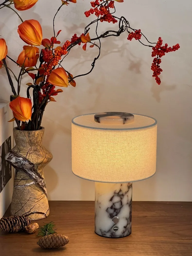 Duńska przenośna lampa stołowa z funkcją ładowania, luksusowa marmurowa lampa biurkowa LED do salonu, sypialni, lampka nocna, przenośna, ładowalna lampa biurkowa. — 2