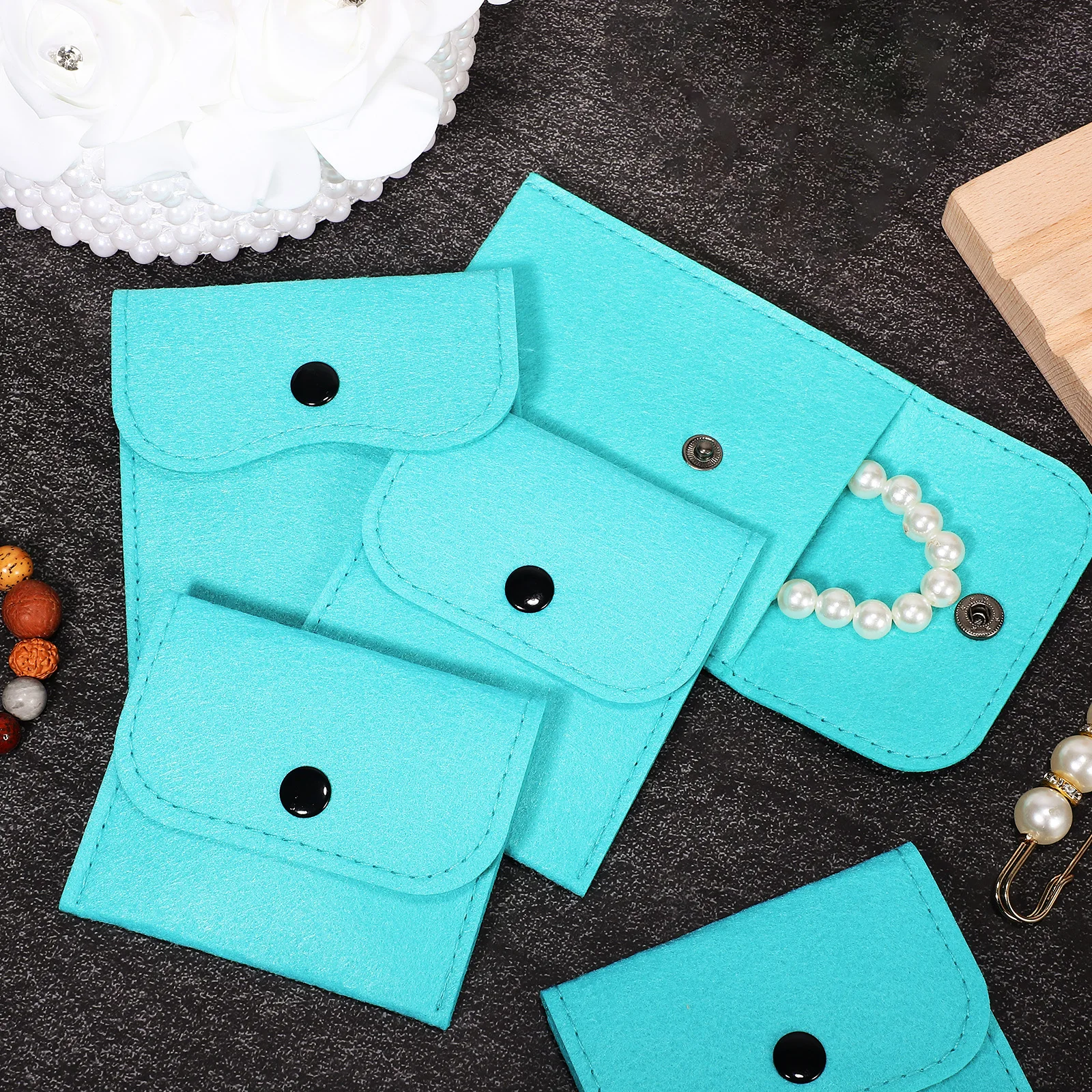 

12 Pcs Jewelry Bag Korean Style Storage Bags 4 Sizes Light Blue Durable Felt Snap Button Necklace Packaging Earring Bags Small