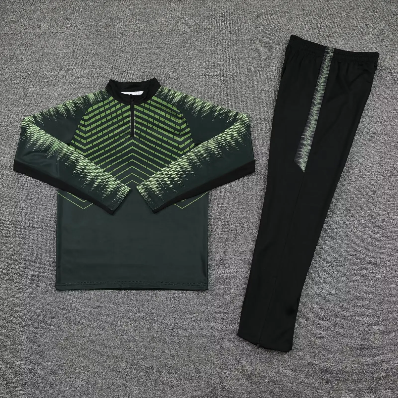 new men Leisure sports set suit football Training wear games Jerseys Jacket baseball Kit full sleeve top and trousers red