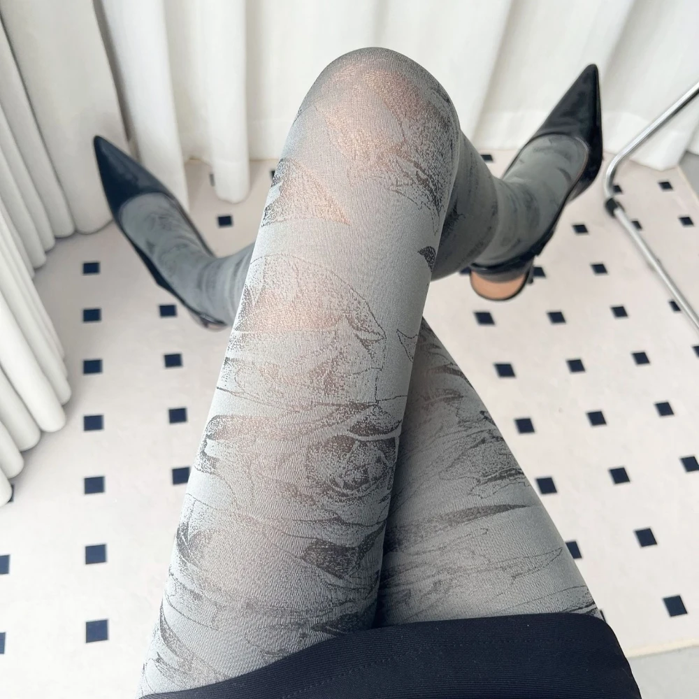 Autumn Retro Floral Print Tights Gray Simple Ins Ink Painting Pattern Women Stockings Outdoor Daily Commute Base Tights