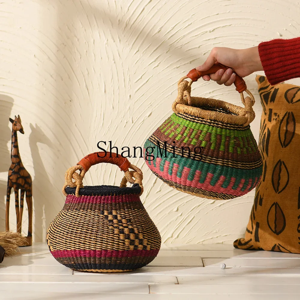 

CL retro simple like grass woven basket element hand basket desktop decoration storage basket atmosphere