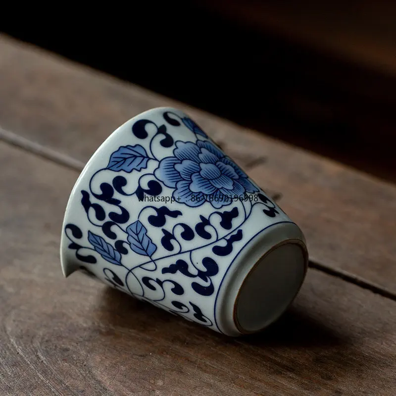 Blue and White Porcelain Glaze Middle Color Ceramic Fair Cup Single Household Retro Tea Sea Tea Divider Kung Fu Tea Set Uniform