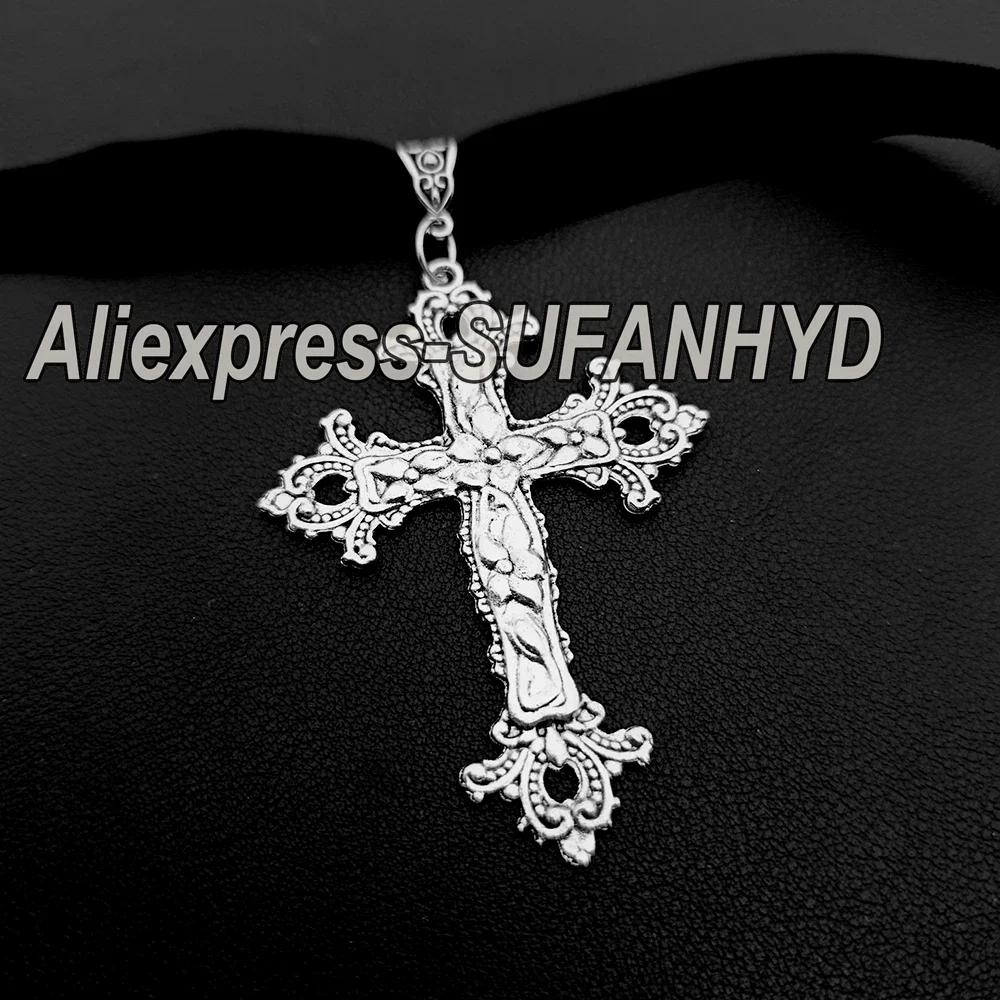 Vintage Gothic Black Velvet Cross Necklace for Women Punk Big Corss Fabric Choker Hip Hop Jewelry for Party