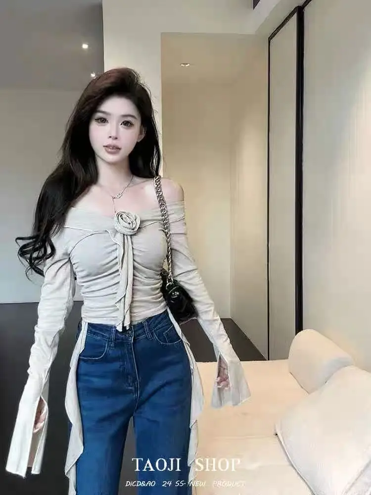 Fashionable and Sexy V-neck Flower Splicing Long-sleeved Top Spring and Autumn New Niche Design Ruffle Streamer T-shirt