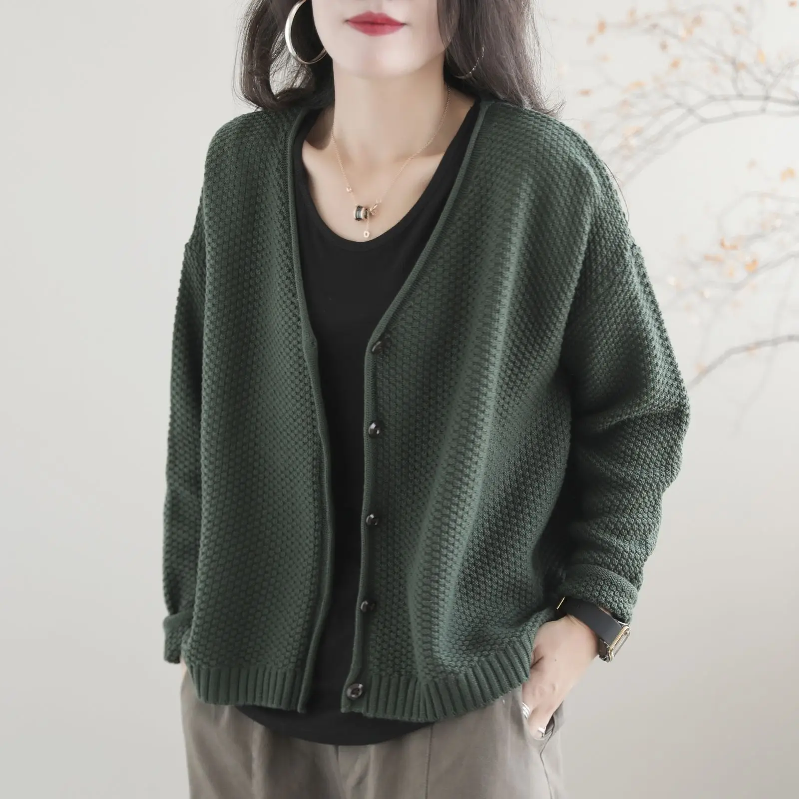 Retro V-neck Versatile Knitted Cardigan Women's Top Spring Autumn Rolled Edge Solid Color Loose Casual Fashion Versatile Jacket