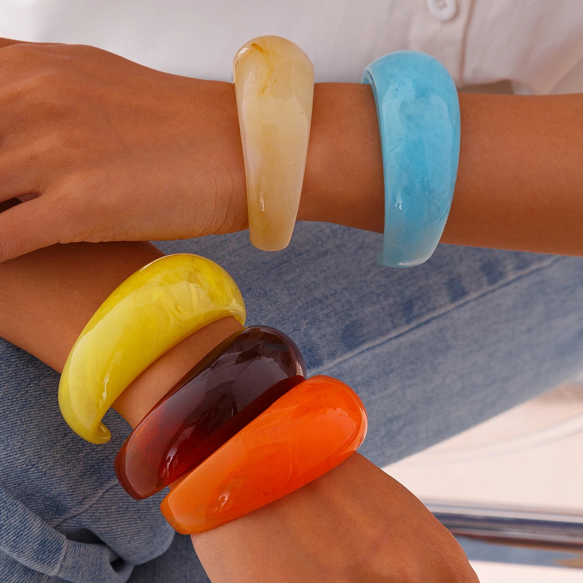 Ingemark 5 Colors Vintage Resin Acrylic Open Cuff Bangles for Women on Hand Boho Chunky Arm Bracelets Y2K Couple Jewelry Gift