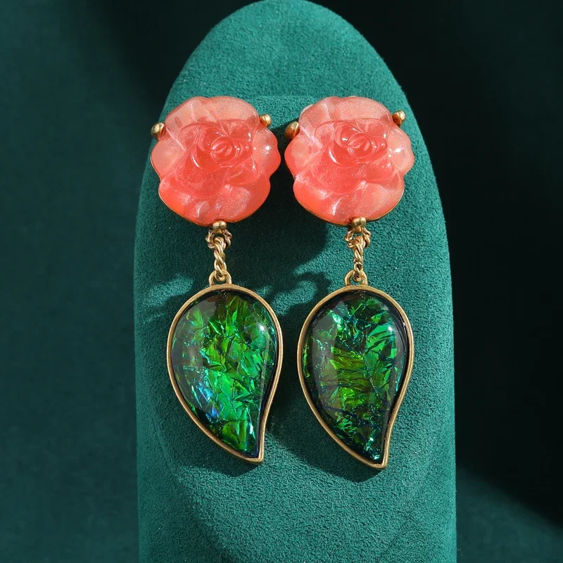 

Bohemia Green Leaves Stone Pink Rose Flower Dangle Earrings Vintage Pendant Antique Jewelry Gold Color Women Korean Style New