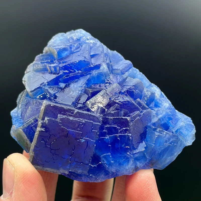 

Natural Pakistani blue rose fluorite specimen (fluorescent effect red) raw stone mineral quartz healing stone home decoration