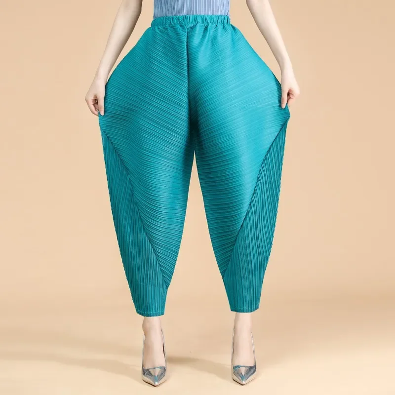 

Wrinkle 2024 new summer high waisted cropped pants, casual harem pants, versatile loose oversized small leg lantern pants