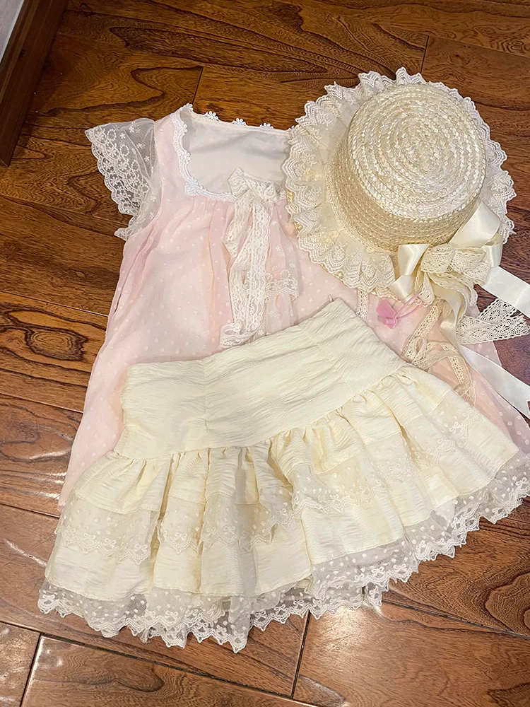 2025 الصيف الوردي الحلو الدانتيل المرقعة مجموعة المرأة تحلق كم أعلى + تنورة عالية الخصر دعوى الأميرة الجنية قطعتين مجموعة 2025