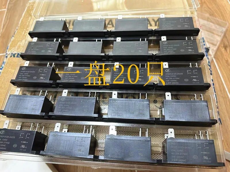 HF92F-012D-2A22S 12 V CC 30 A 6