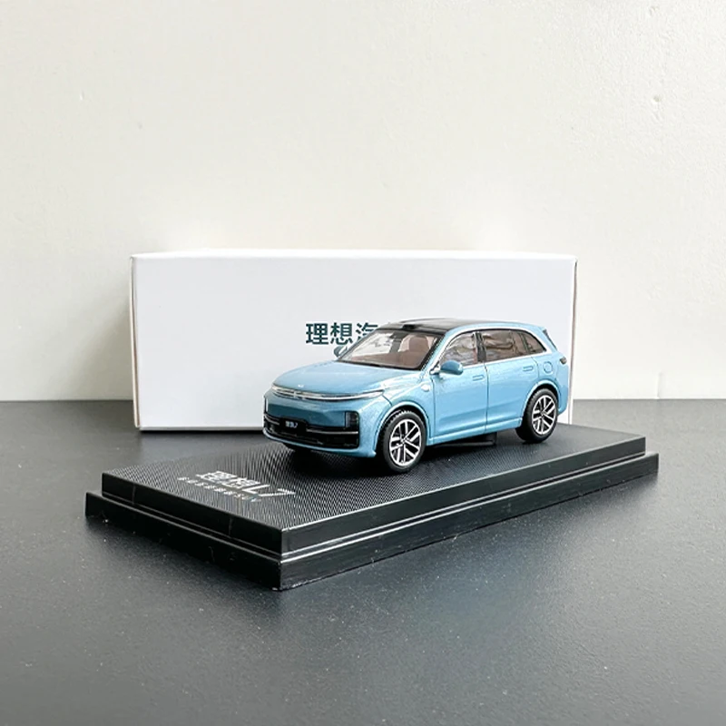 

Diecast Original 1:64 Scale Lixiang L7 Simulation Alloy Car Model Static Display Collectible Gift Decoration Souvenir