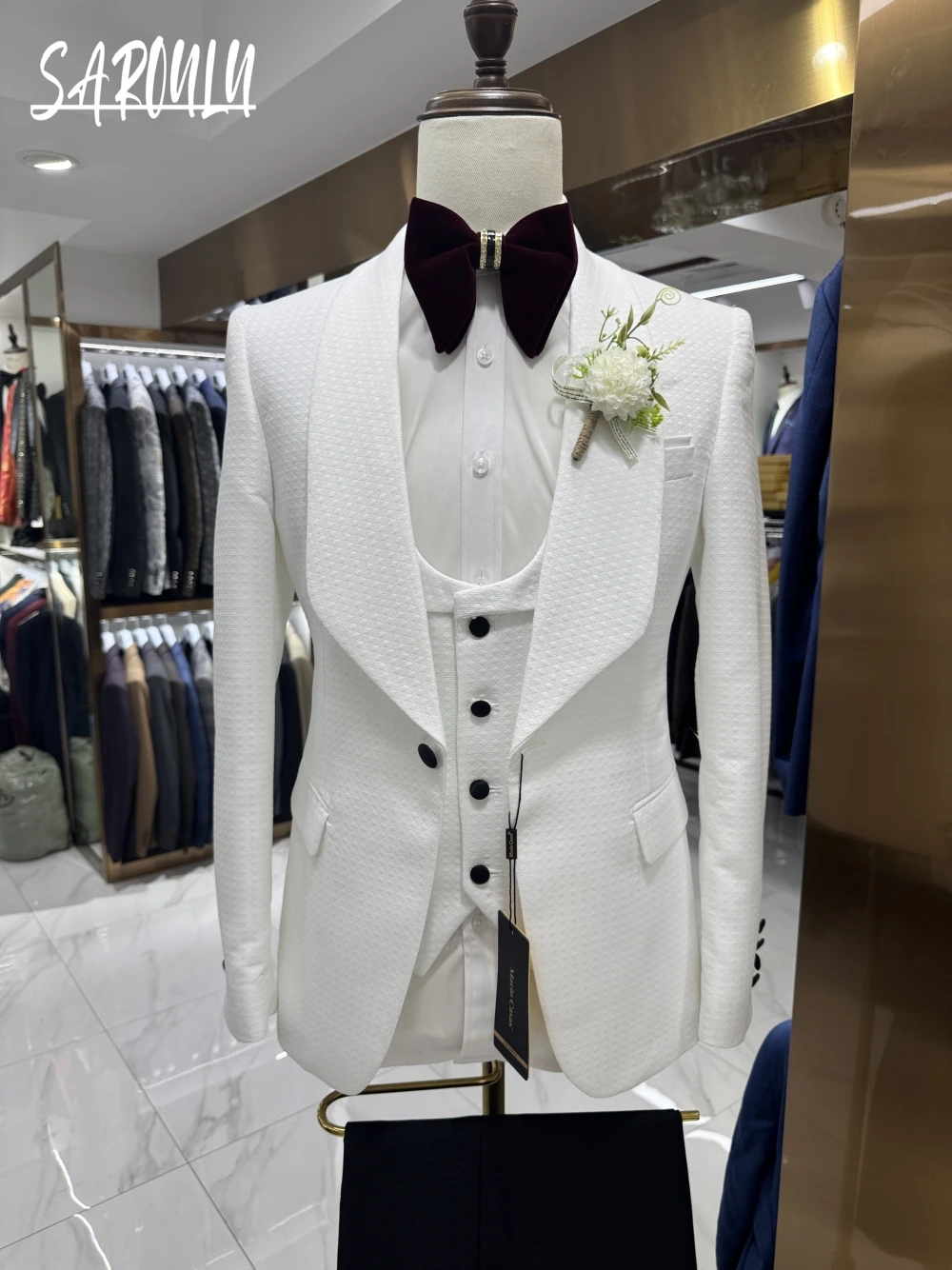 

White Elegant Patterned 3-pieces Men Suit Gentlemen Bussiness Customized In Stock Set Decent Formal Occasions Groom Wear